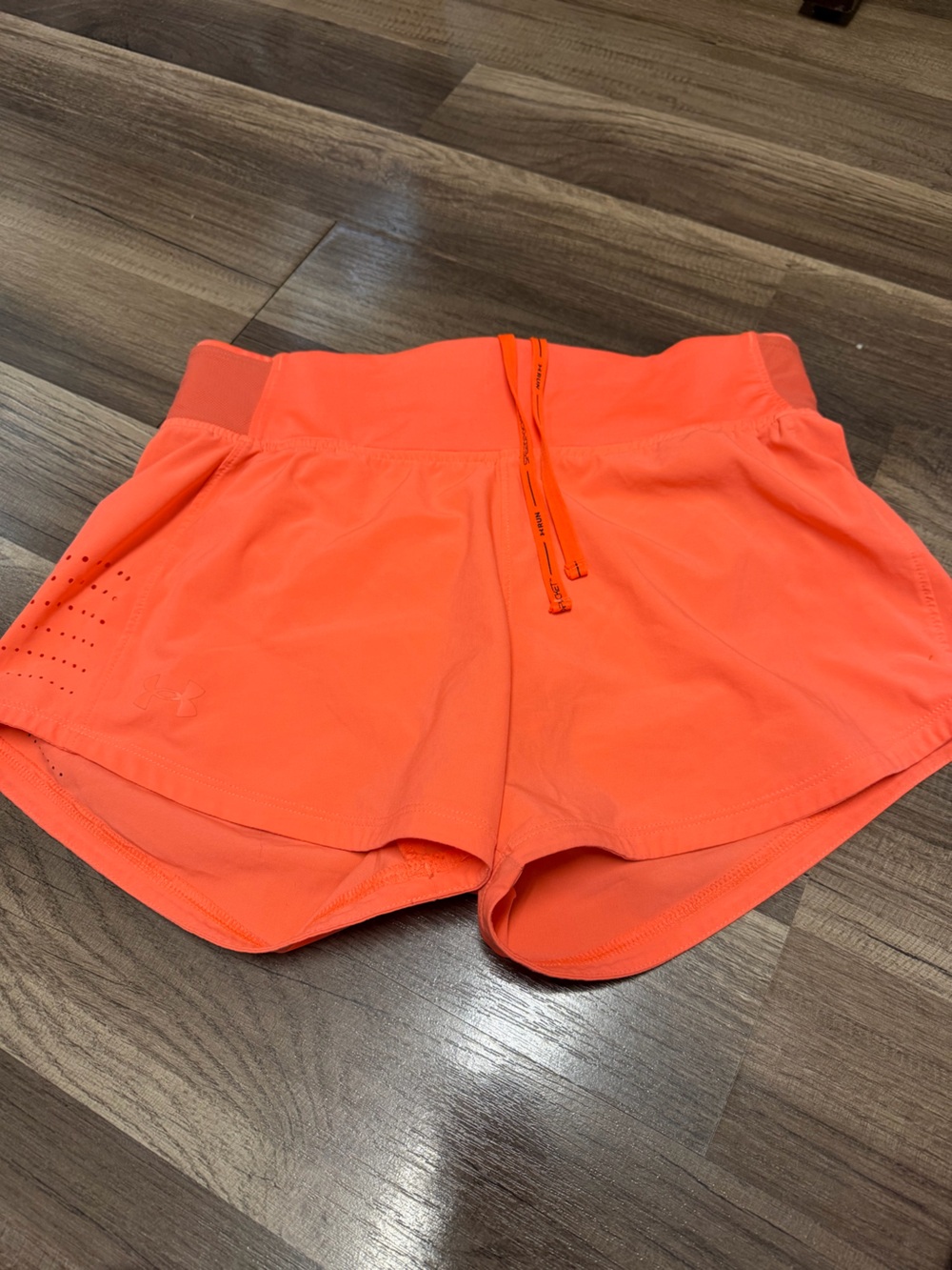 Under Armour Speedpocket Running Shorts Women’s Small Neon Orange
